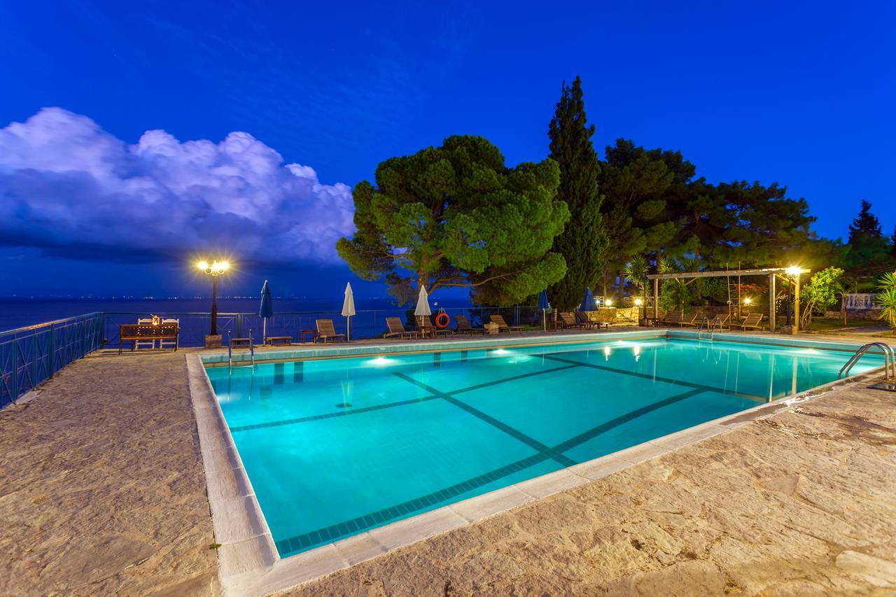 Aparthotel Kouros Hill Xirokástellon Esterno foto
